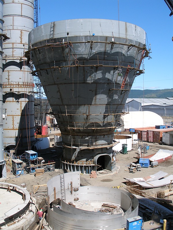 storage tanks for an industrial facility in a high seismic review